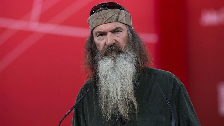 Phil Robertson of ‘Duck Dynasty’ dies at 79