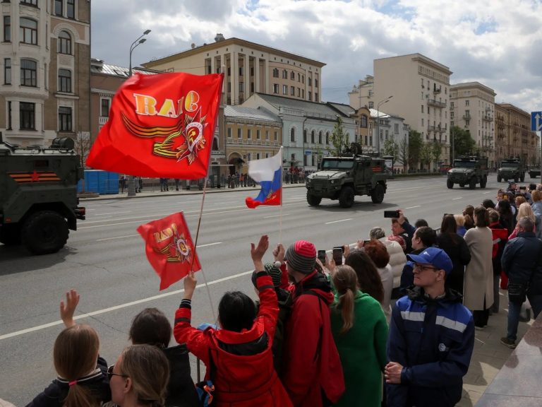 A break up demonstration of navy energy in Moscow: what that you must know
