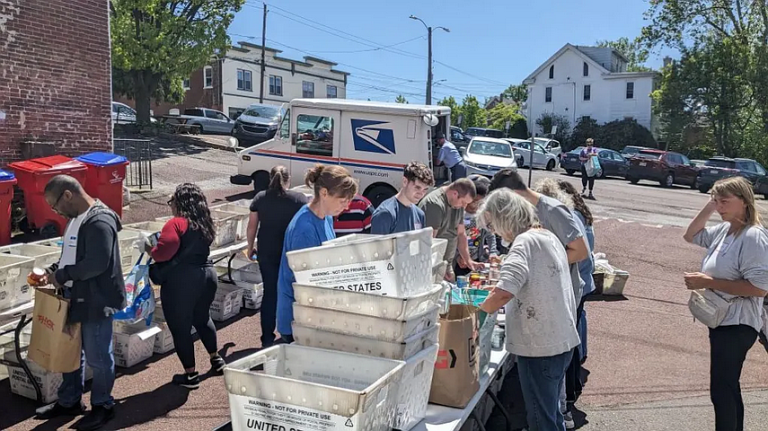Keystone Alternative Heart receives donations from Stamp Out Starvation meals drive