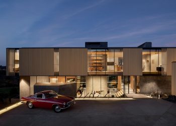 Tetherow Overlook is a sculptural withdrawal within the excessive oregon desert