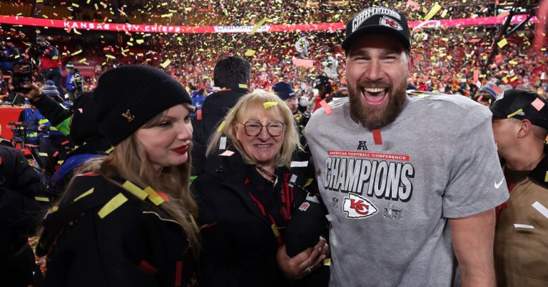 Donna Kelce Reacts to Travis Kelce and Taylor Swift’s Florida Date Night time