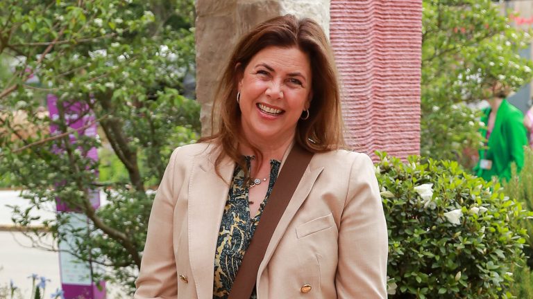 Kirstie Allsopp’s surprisingly sunny outfit tweak