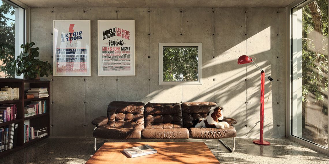 Alexandre Bernier Architect designs the concrete residence in a backyard in Montreal