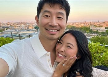 Marvel star Simu Liu publicizes engagement to Allison Hsu – Leisure Information