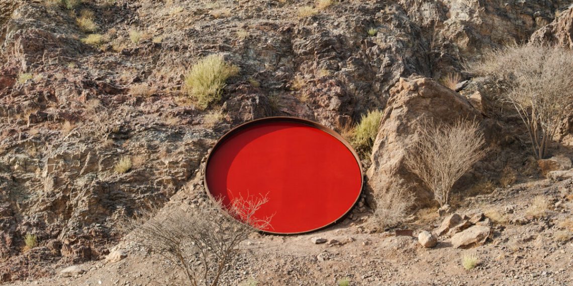 5 metallic discs carve the sculpture route of Shaikha Al Mazrou