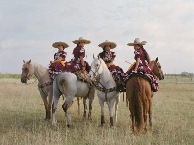 Constance Jaeggi illuminates the resistant girls of Charrería from “Escaramuza, Poetics of the Home” – Colossal