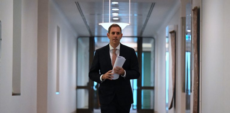 Jim Chalmers to maintain Australia out of the recession between ‘darkish shadow’ of worldwide instability