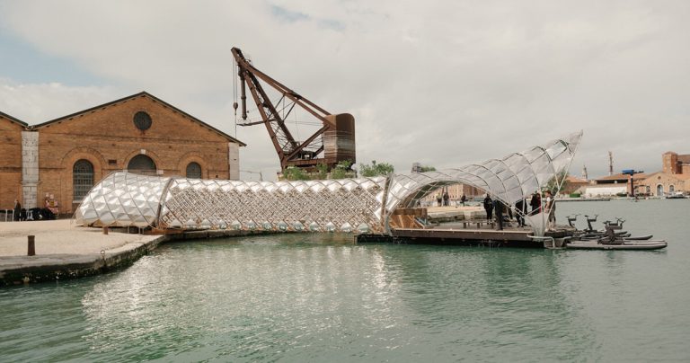 Foster & Porsche reveals the brilliant kinetic gate to the Venice Wall of Venice