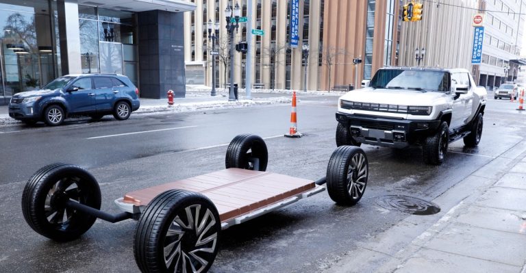GM says the brand new battery chemistry will permit 400 miles of 400 miles ray