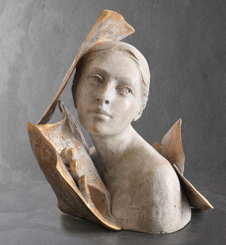 Paola Grizi provides a brand new that means to “literary figures” in bronze -colossal emotional sculptures