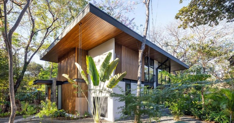 Teak closes tropical villas of Garton Group structure in Costa Rica