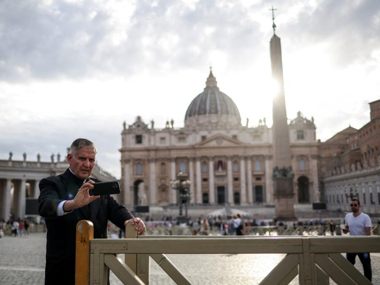 That “folder” of Kirchner to Jorge Bergoglio to hurt his papal candidate