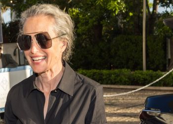 Andie McDowell’s look is a lesson in sporting black in summer season