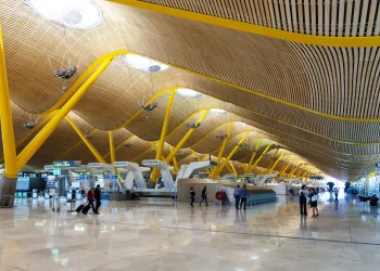 Locked Out and Left Behind: What Vacationers Weren’t Ready for at Madrid Airport