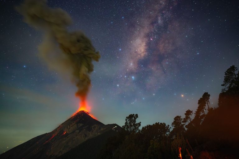 Sensible Lacky Method connects photographers from the globe and never solely in an annual – Colossal competitors