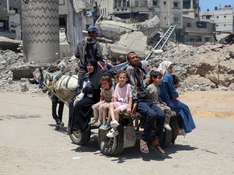 He says he’ll challenge 10 hostages however requires the emergence of Israeli troops of Gaza