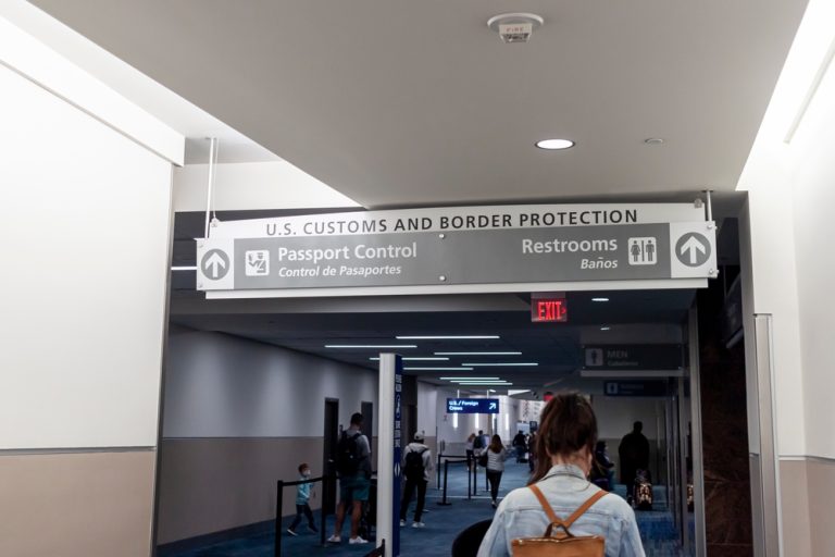 What Journey Advisors Ought to Know About Shoppers Susceptible to Immigration Points