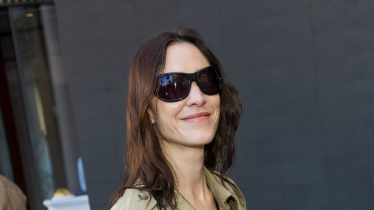 Alexa Chung caught to the golden styling rule all French girls comply with