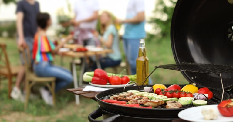 Meals security suggestions in your Memorial Day cookout