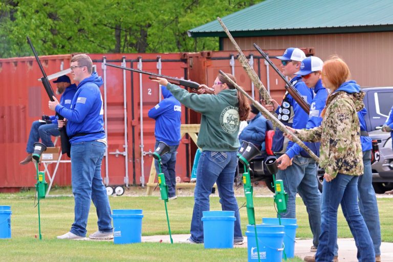 Clay goal: Submit warriors three excellent rounds – brainerd dispatched