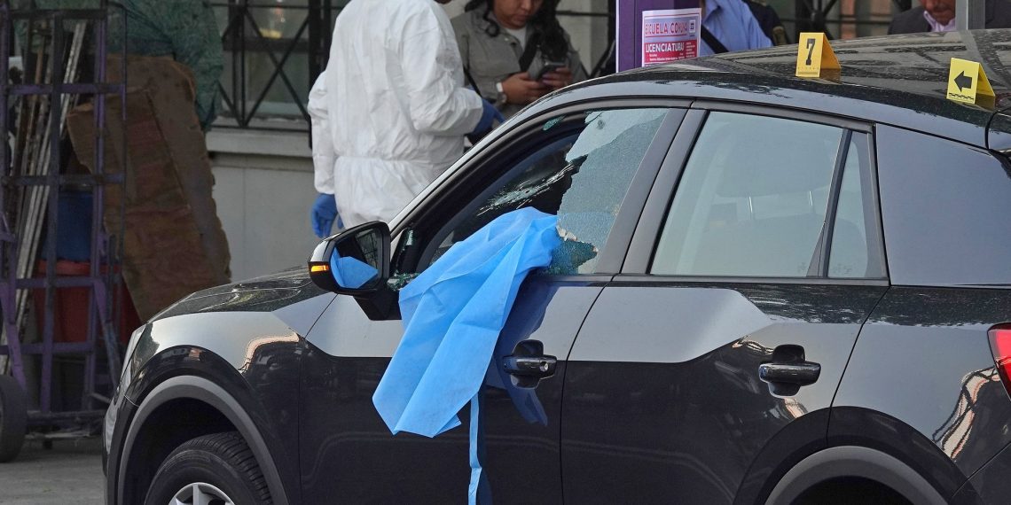 A counselor of the Mayor of Mexico in an armed assault killed the non-public secretary