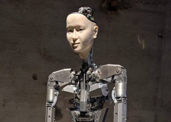 Roboti, Ai and Homans coexists at Venice Structure Bienala 2025