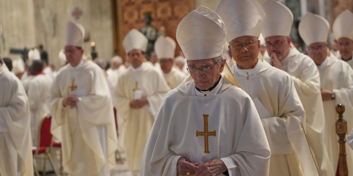 With no fastened identify, the conclave between confusion and disputes between conservative and progressive begins