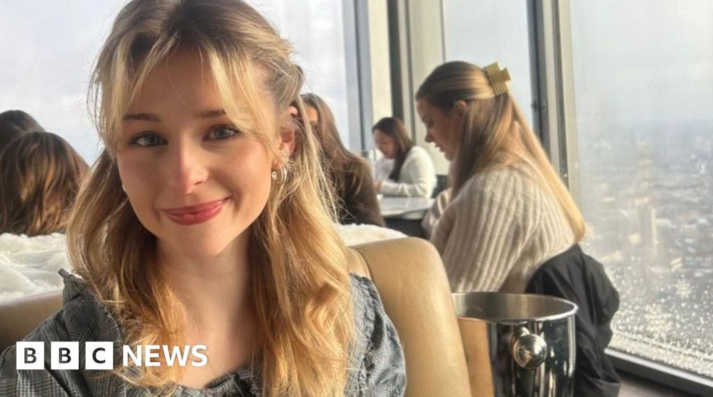 ‘Skinnytok’ ban too late, says girl who deleted app for well being