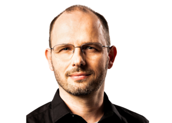 Github CEO, Thomas Dohmke, on the startup: Your corporations are combating with out builders, as a result of coding assistants can solely …