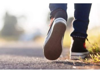 Strolling Advantages: Males who stroll at the least THESE many steps on a regular basis can cut back their threat of early loss of life by as much as 70%! |