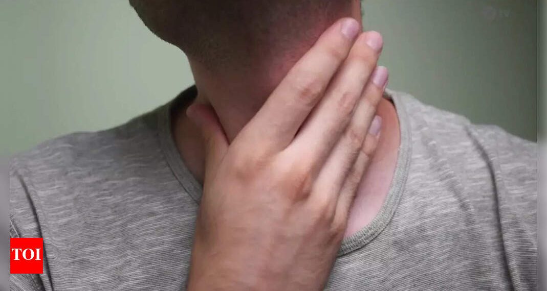 Coronavirus Signs: ‘Razor blade’ sore throat: New COVID symptom everybody’s speaking about, defined intimately |