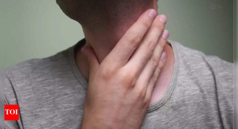 Coronavirus Signs: ‘Razor blade’ sore throat: New COVID symptom everybody’s speaking about, defined intimately |