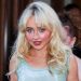 Sabrina Carpenter makes promise at Youngsters’ Alternative Awards after latest backlash over risque album cowl