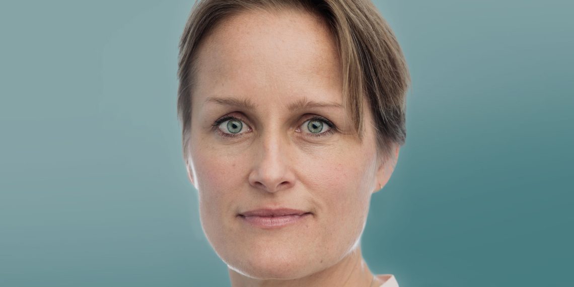 Who’s the primary girl who’s chargeable for the British spy service?