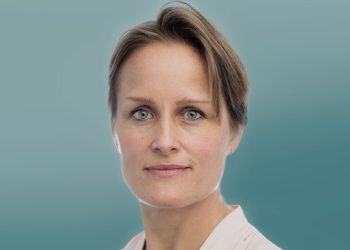 Who’s the primary girl who’s chargeable for the British spy service?