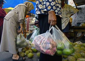 Way of life change key to Indonesia’s plastic waste management