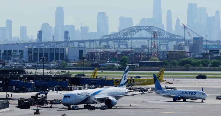 Newark Airport LIVE: All flights grounded sparking journey chaos | US | Information