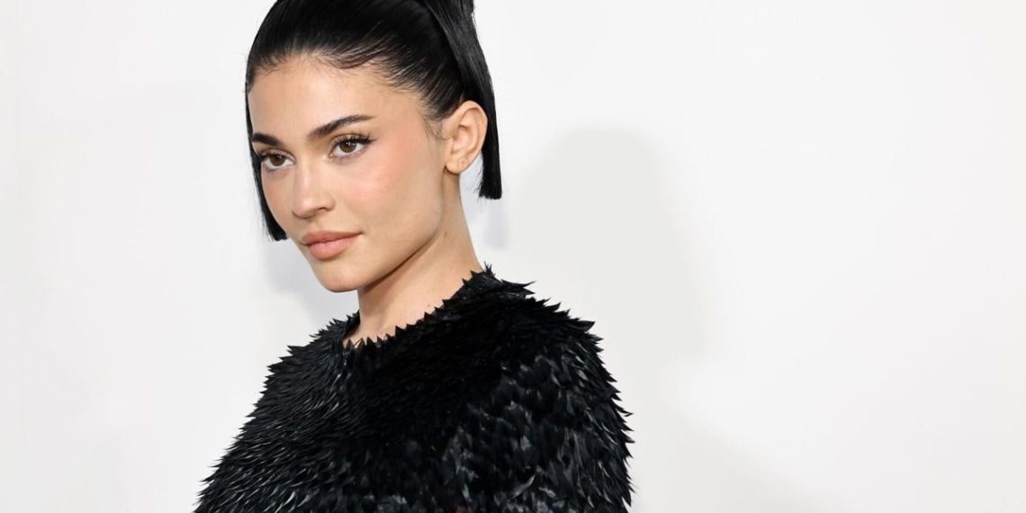 Is Kylie Jenner’s surgical procedure revelation a setback for magnificence requirements? | Life-style