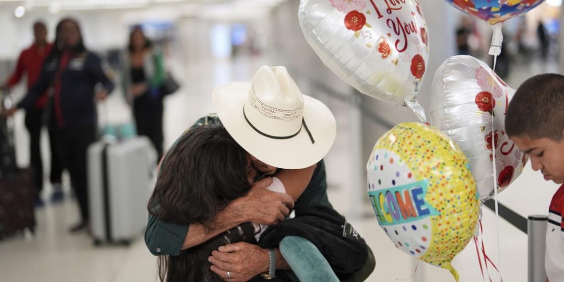 AP images: Trump’s new journey ban is put into power, and a few protests – Goskagit