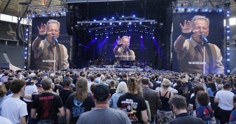 AP PHOTOS: Bruce Springsteen’s Berlin live performance | Leisure Information