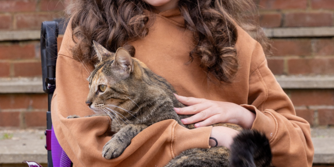 Woman identified with uncommon muscle situation after she stopped crawling – WFXG