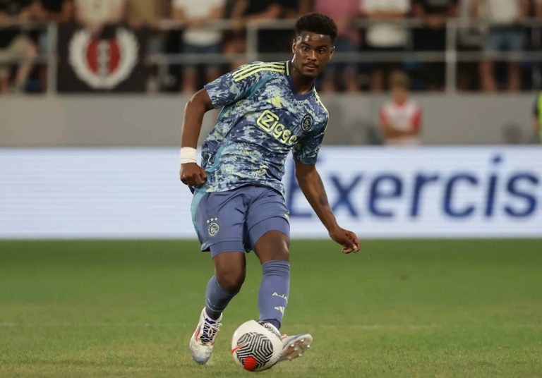 Arsenal set to maneuver to Ajax’s Jorrel Hato