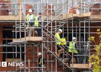 Kent builders say isolation impacts psychological well being in building