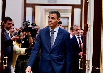 Pedro Sánchez on the sting of the abyss in Spain