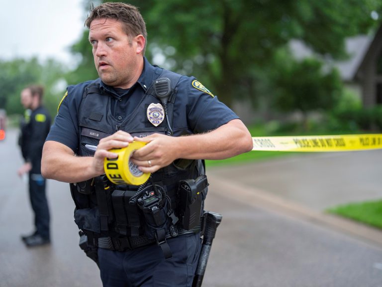 They kill an MP and her husband in Minnesota, and Balen a senator: they denounce “political violence”