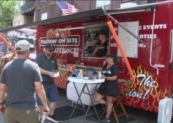 Meals truck distributors courageous report warmth at Minnesota’s meals truck competition