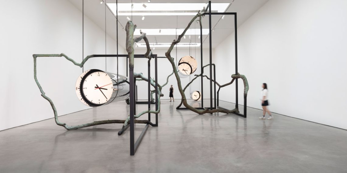 Alicaja Kwade captures time within the Perration-Warping Exhibition