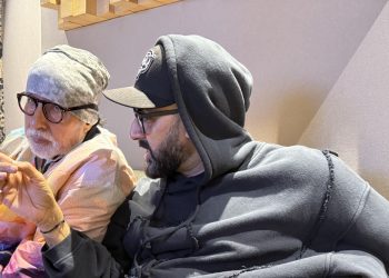 Amitabh Bachchan lauds ‘heir’ Abhishek Bachchan in emotional word: ‘He dared to tackle movies that challenged him’ | Bollywood