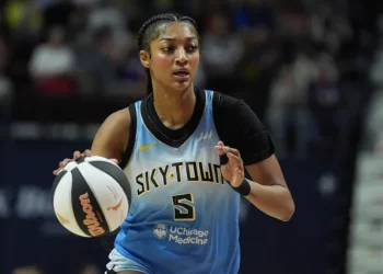 Angel Reese reveals off midriff-baring outfit as she shows her newest style – sportingnews.com