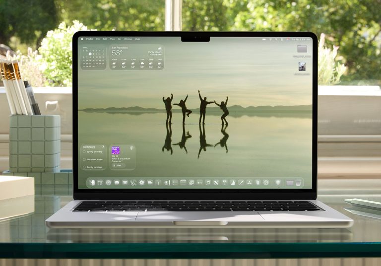 Apple returns to a liquid -glass -stratified software program design